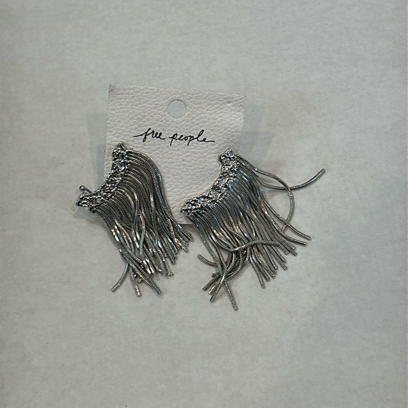 Free People Kiss Kiss Bohemian Ear Cuff Dangles in Silver earrings - Picture 1 of 4